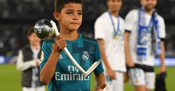 Ronaldo Jr.'s Early Life